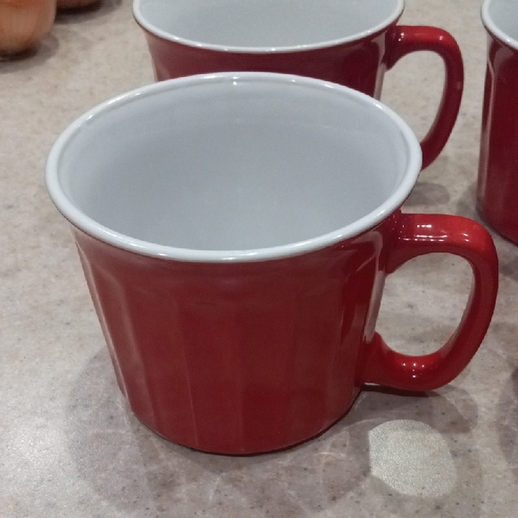 Red Ceramic Mug Set - Picture 2 of 2
